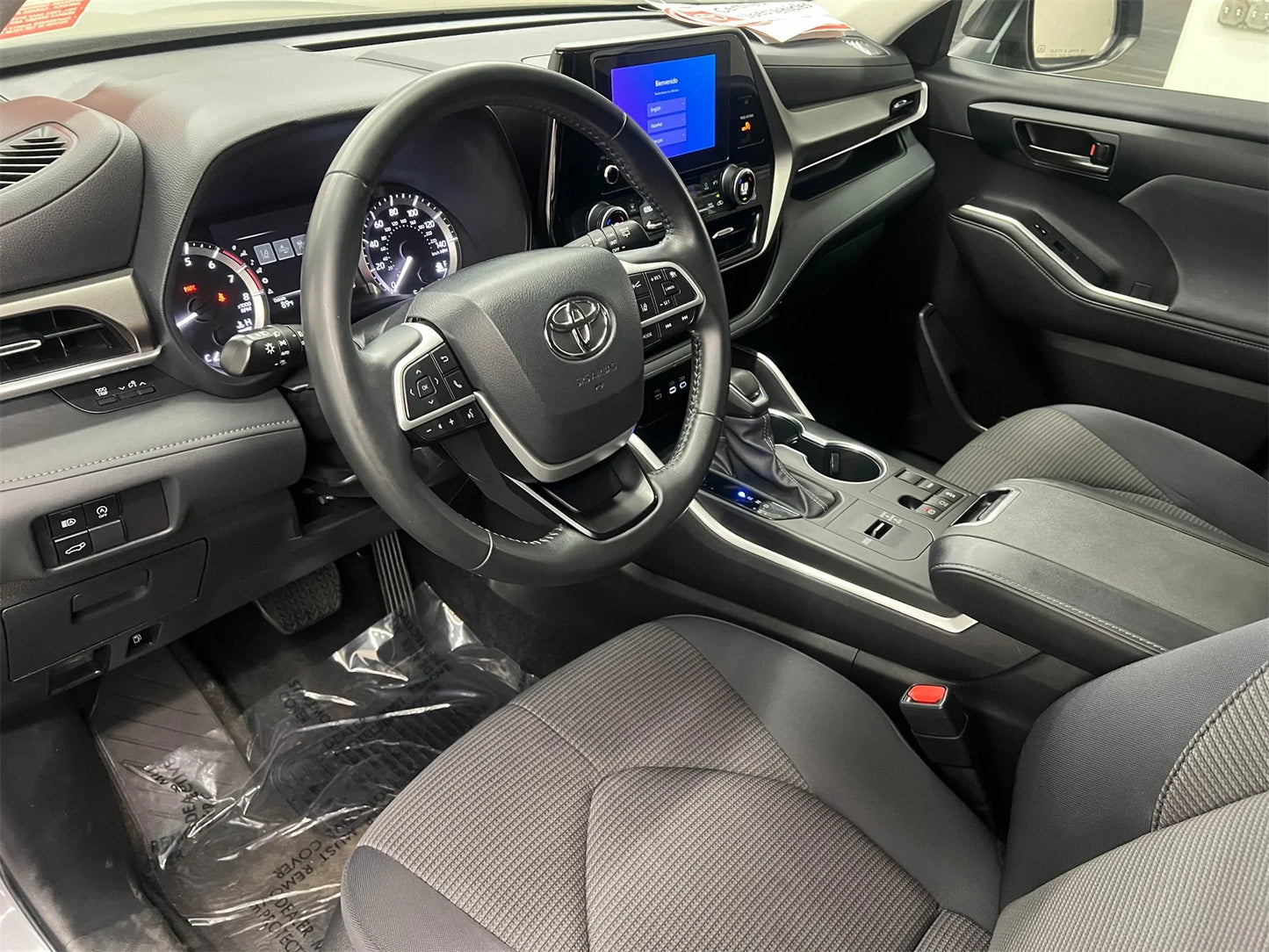 Used 2024 Toyota Highlander LE - 39,782 Miles - Magnetic Gray Metallic - Toyota Certified