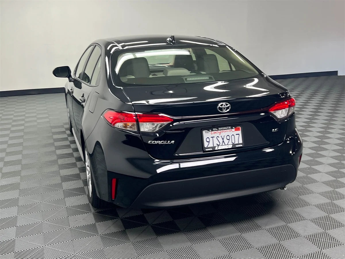 2025 Toyota Corolla LE - 806 Miles - Midnight Black Metallic - Stock #1PS6688