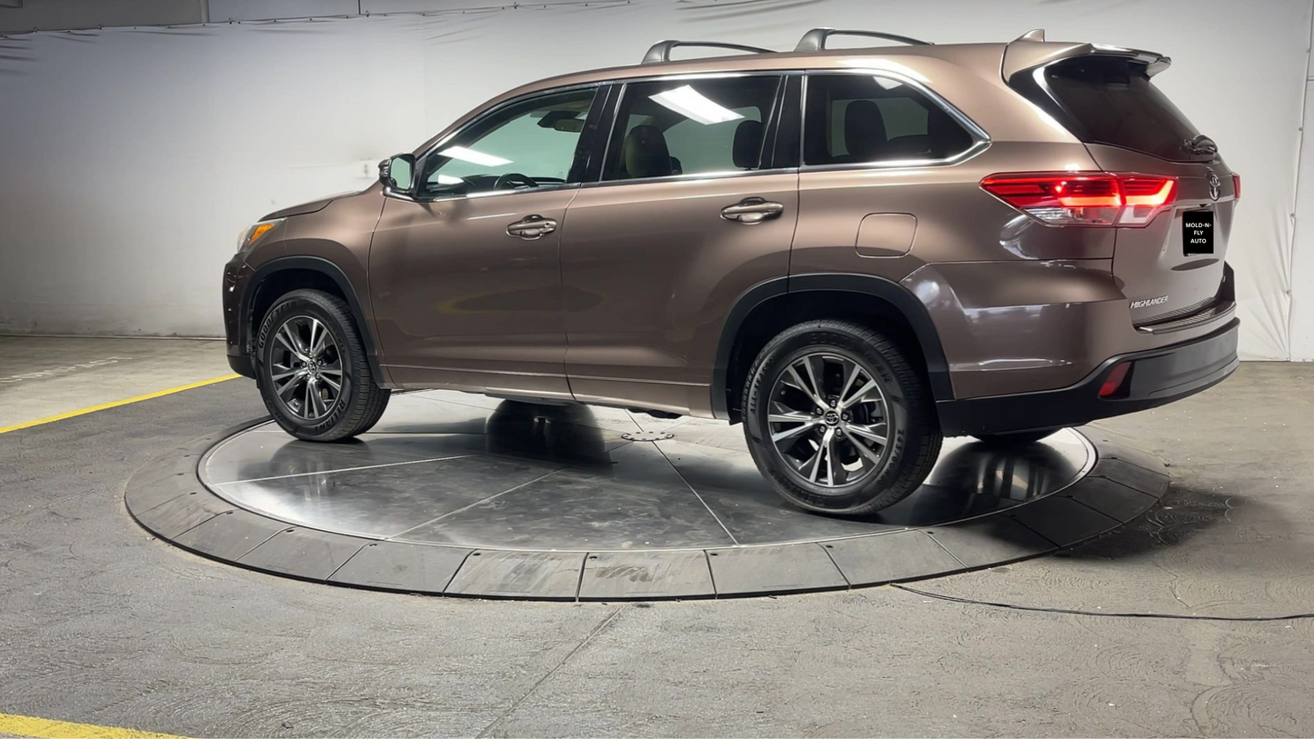2017 Toyota Highlander LE Plus - Toasted Walnut Pearl