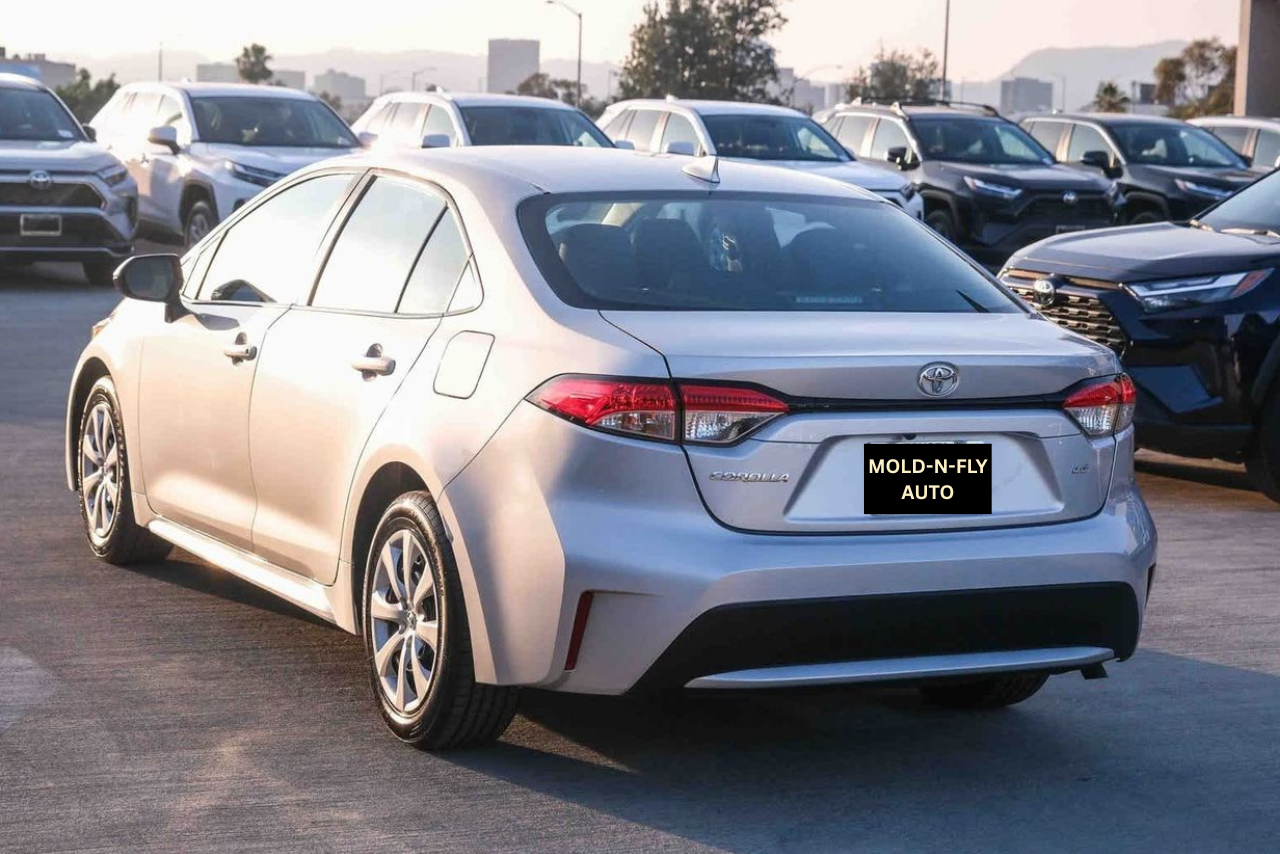 Used 2022 Toyota Corolla LE - Classic Silver Metallic