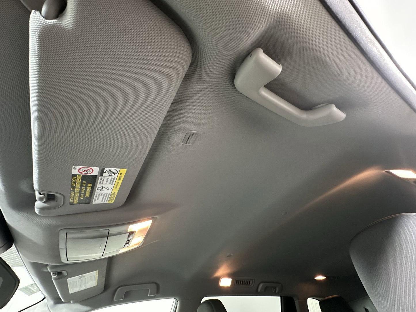 Used 2019 Toyota Highlander LE AWD SUV - Celestial Silver Metallic - 86,717 Miles
