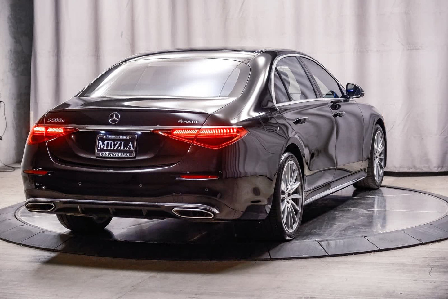 2023 Mercedes-Benz S 580e Sedan AWD 4MATIC® - Black/Black 7,806 Miles - Certified Pre-Owned