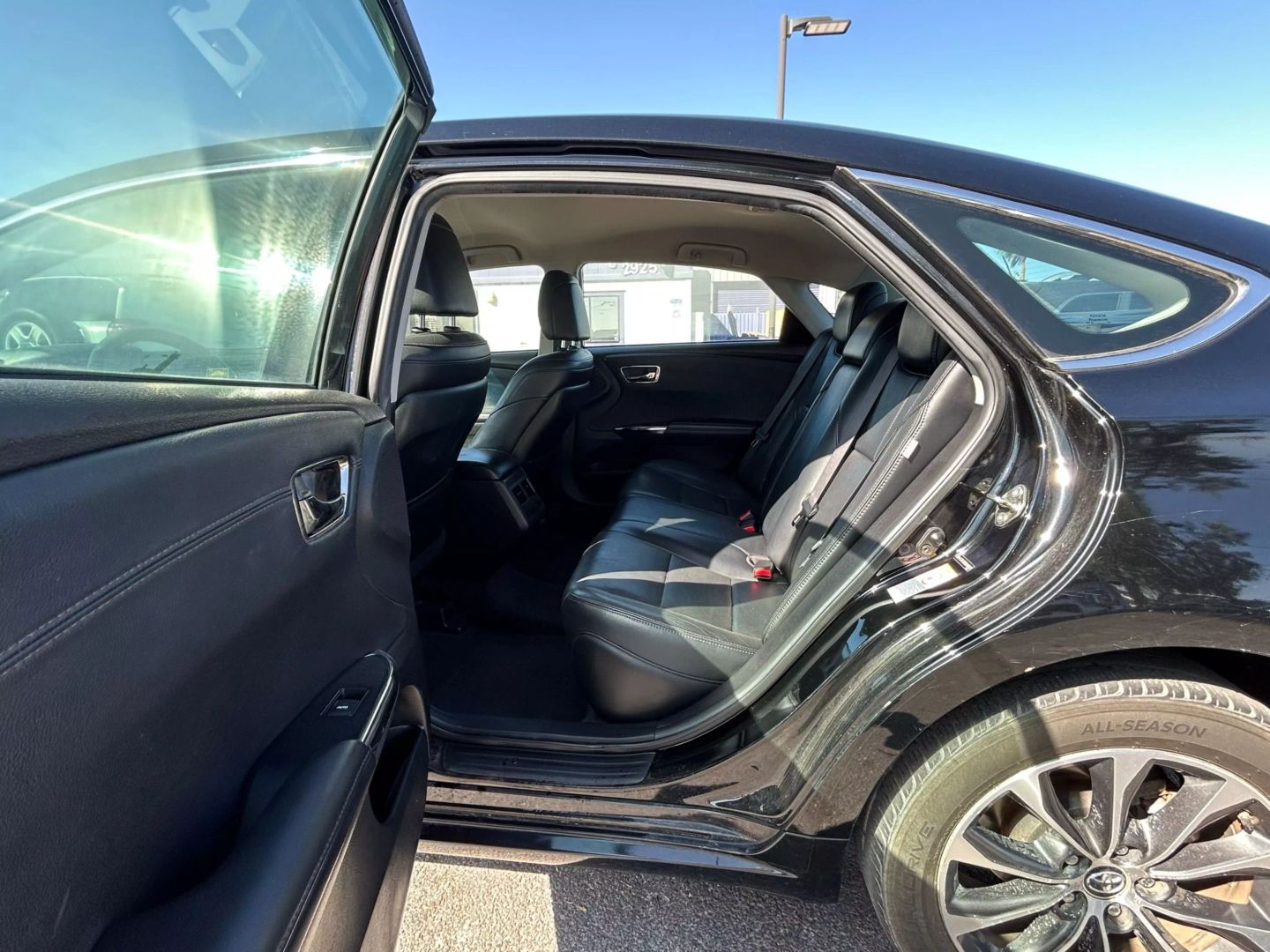 Used 2016 Toyota Avalon XLE Sedan - BLACK - BRANDED TITLE