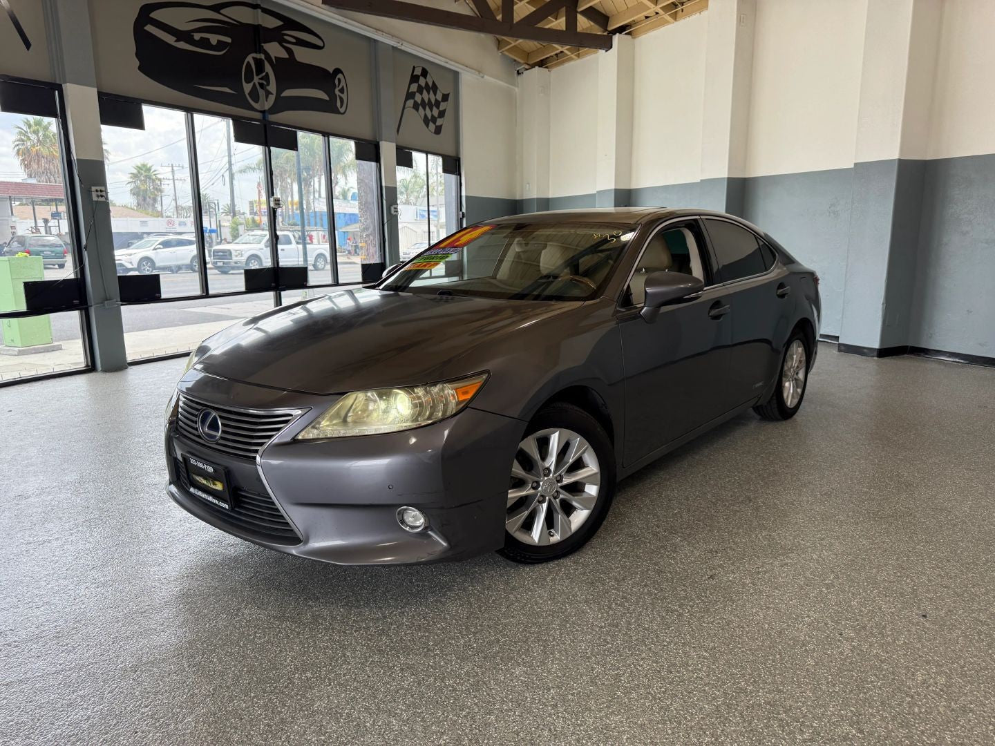 Used 2014 Lexus ES 300h Sedan - Gray - 175,119 Miles