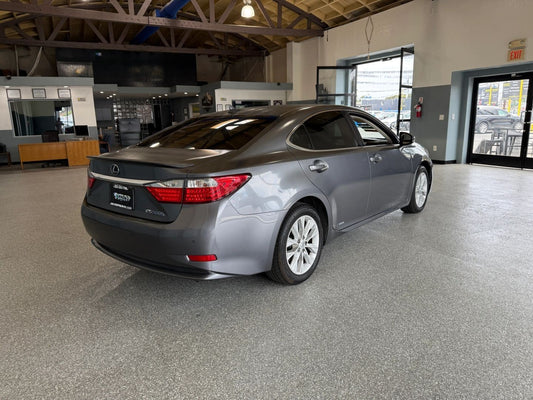 Used 2014 Lexus ES 300h Sedan - Gray - 175,119 Miles