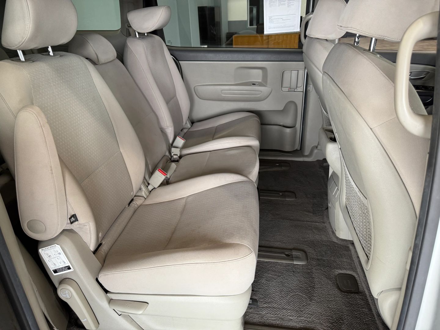 Used 2017 Kia Sedona LX Minivan - Silver - 93,234 Miles