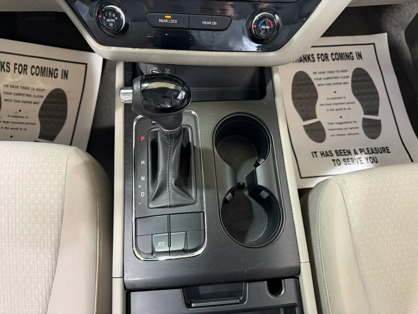 Used 2017 Kia Sedona LX Minivan - Silver - 93,234 Miles