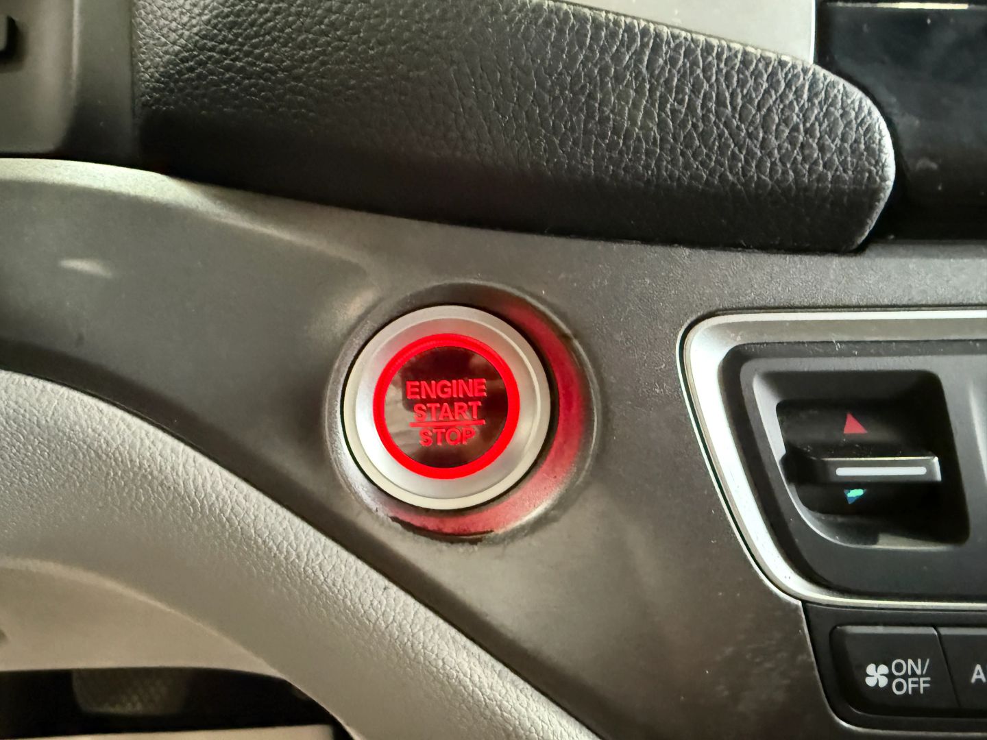 Used 2017 Honda Pilot EX with Honda Sensing SUV - Blue - 147,286 Miles